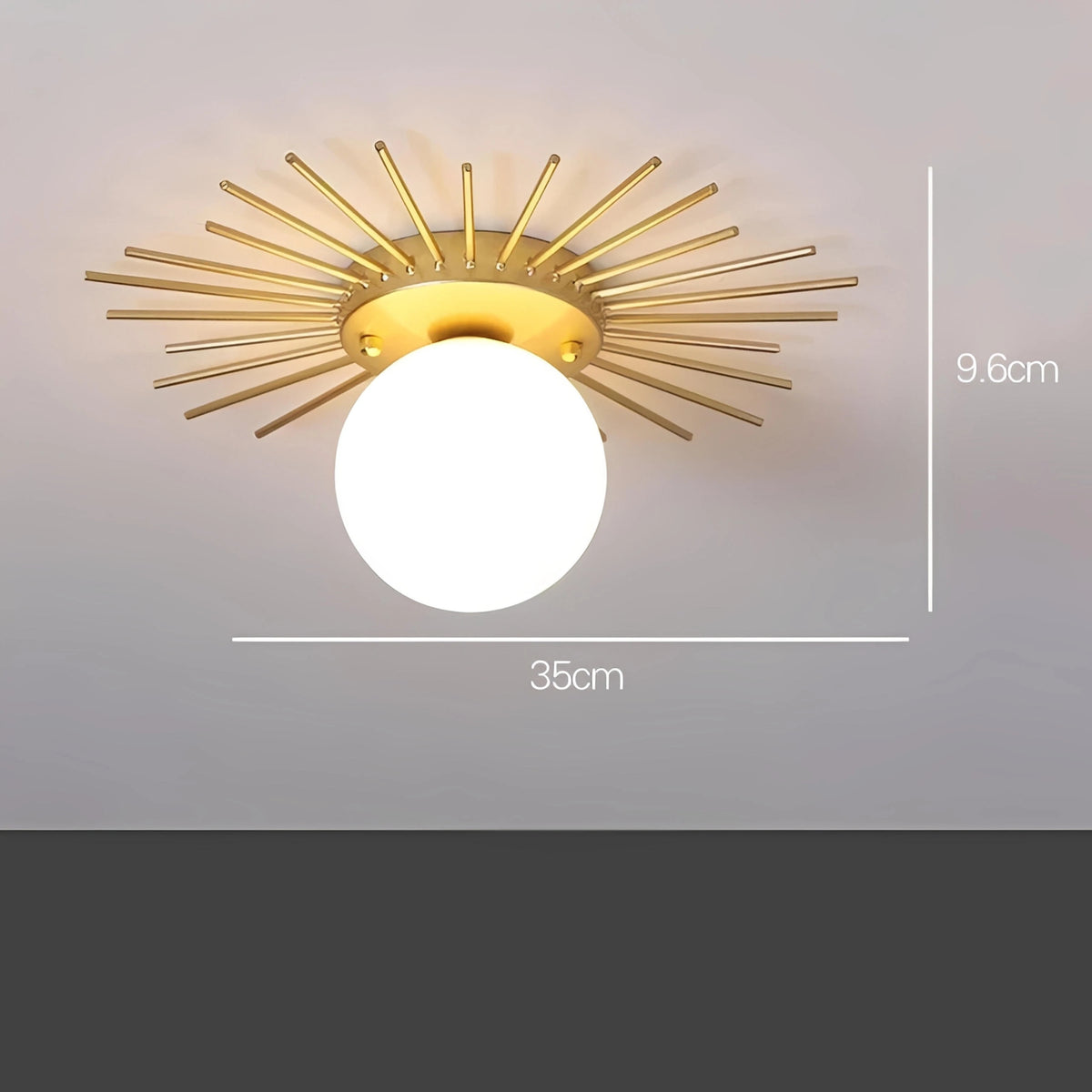 Plafonnier Moderne avec Boule en Verre et Métal Doré